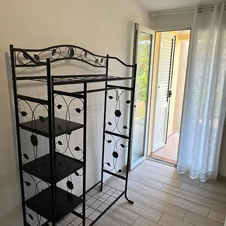 호텔 Les Jardins Sta Giulia Avec Piscine *